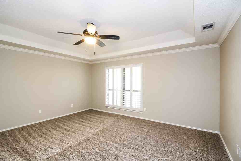 7709 Harmony Dr - Photo 6 of 16