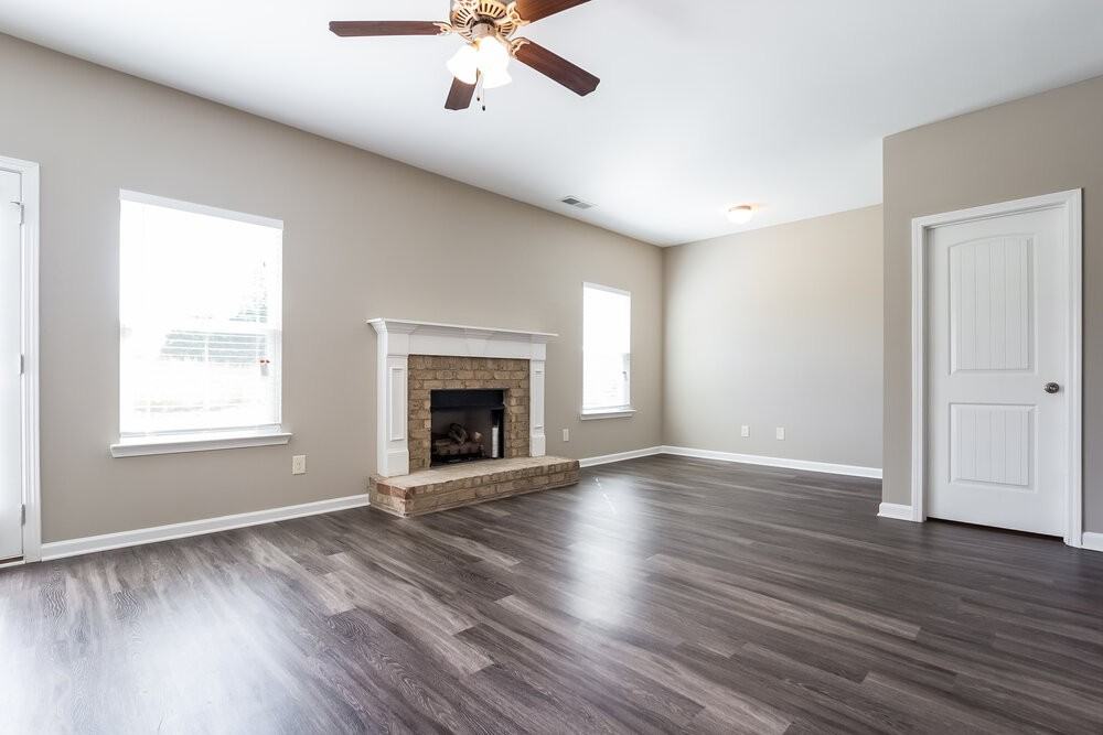 326 Crescent Woode Dr - Photo 3 of 15