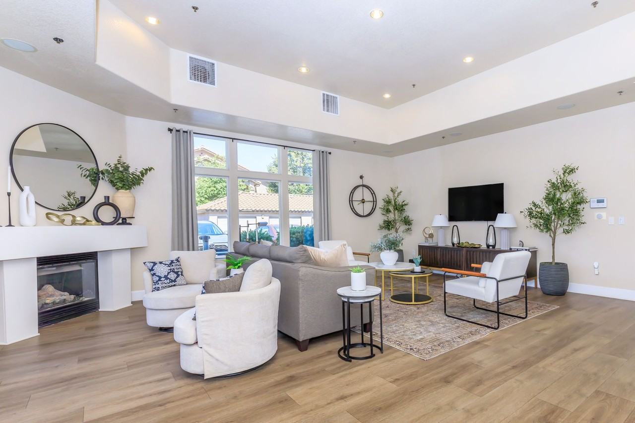 Palo Alto Place Apartments - Photo 5 of 13