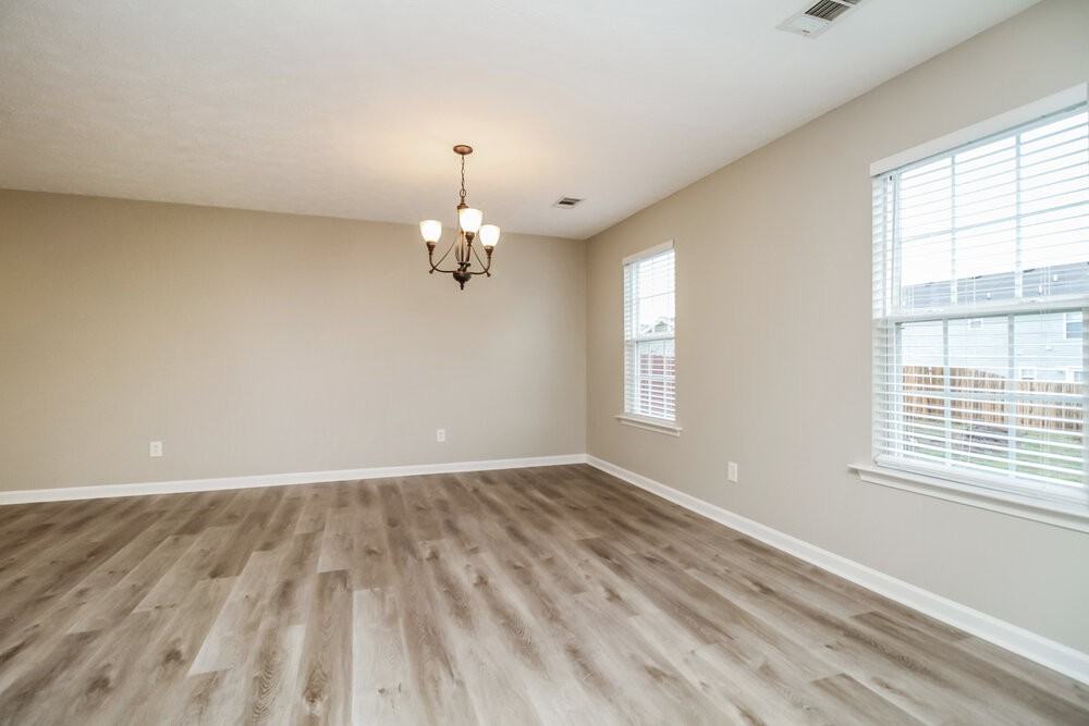 1021 Tammy Sue Ln - Photo 6 of 17