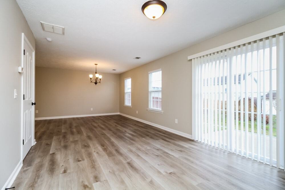 1021 Tammy Sue Ln - Photo 7 of 17