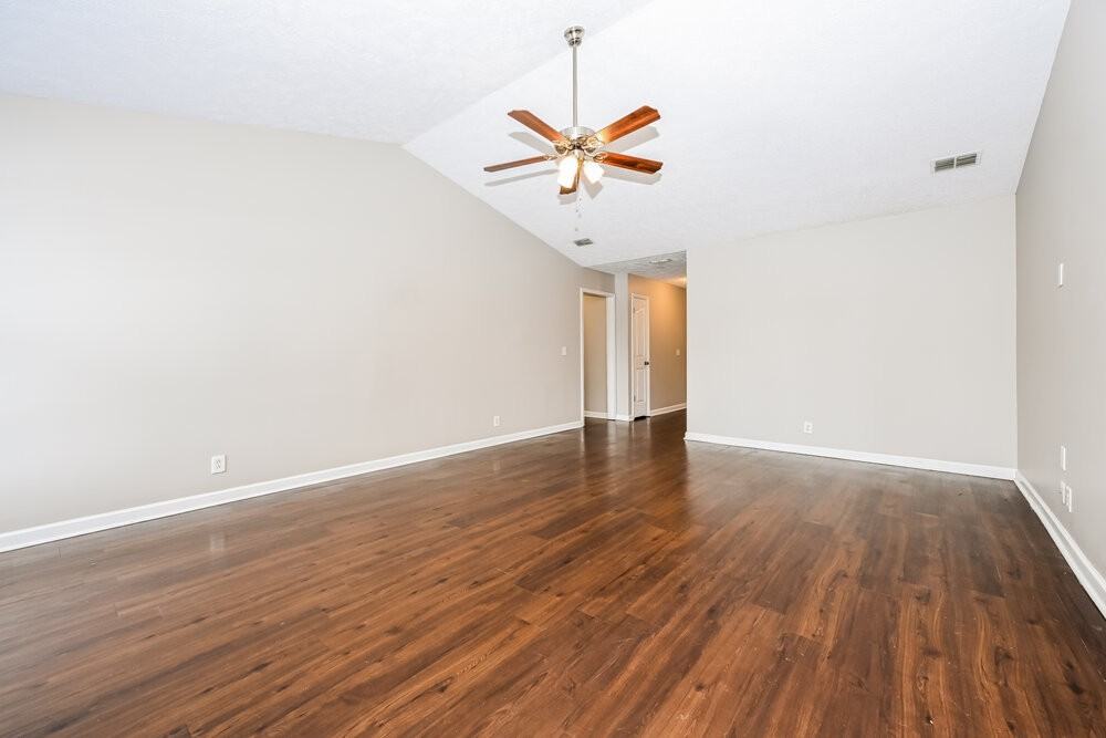 2911 Boyle Ct - Photo 4 of 18