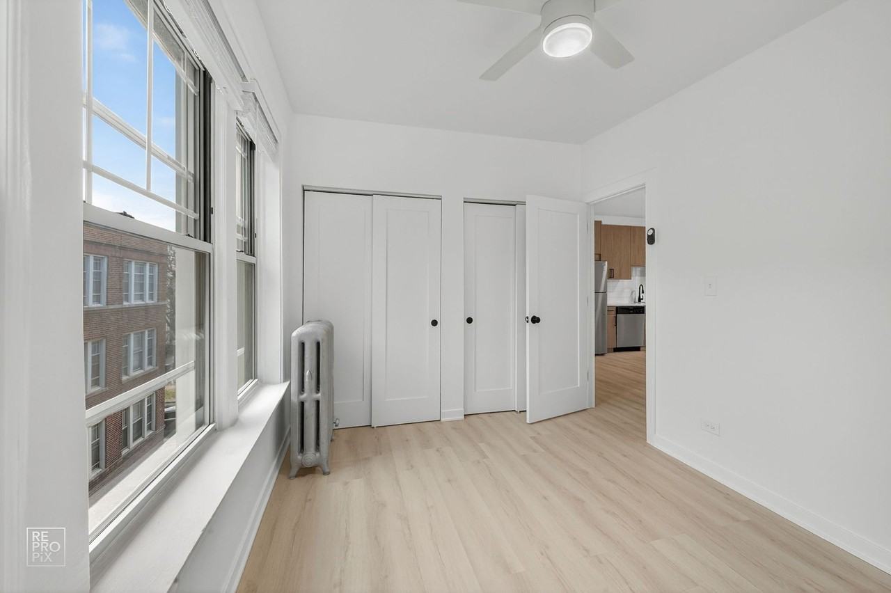 2139 W. Lunt Ave - Photo 6 of 23