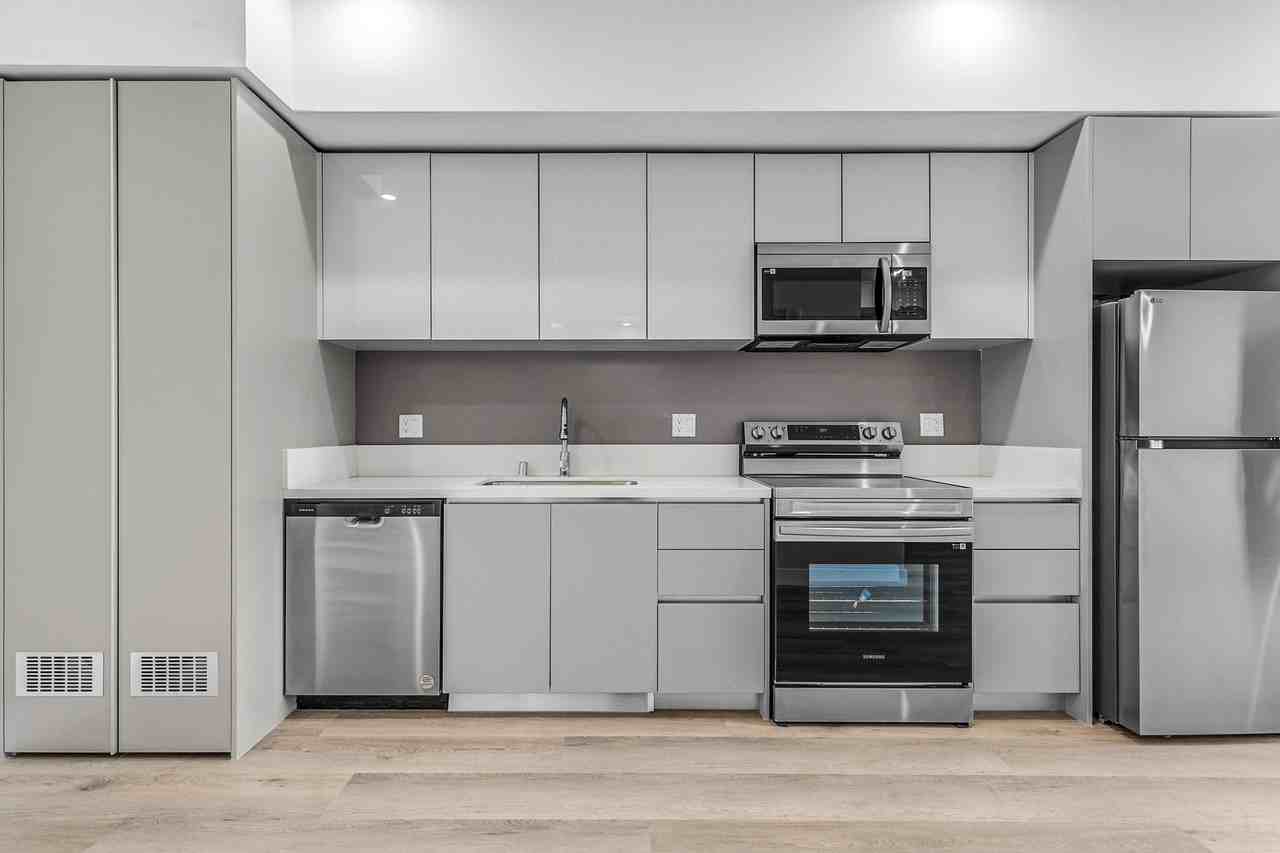 825 Coronado - Photo 3 of 50