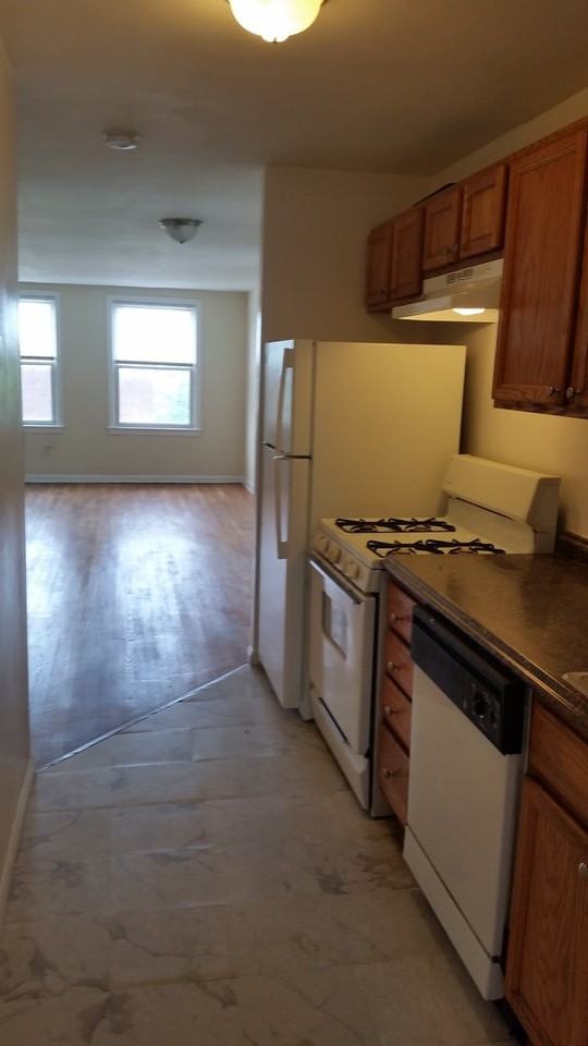 1101 - 1113 19th St NE - Photo 2 of 22
