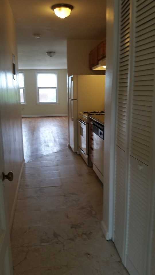 1101 - 1113 19th St NE - Photo 3 of 22
