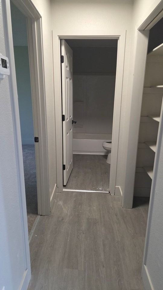 Sandpiper Apartments - Photo 7 of 8