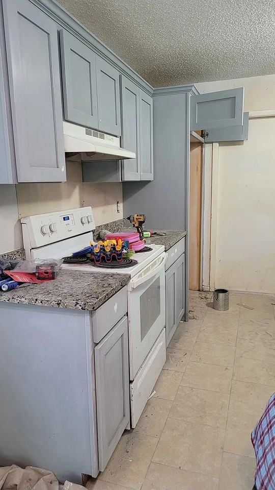 10562 Bounty Dr - Photo 2 of 7