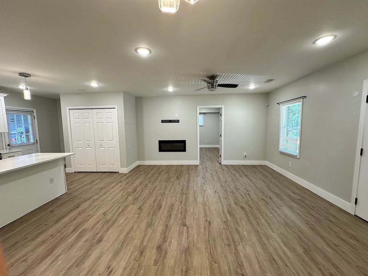 1893 Ridgeland Dr - Photo 5 of 17