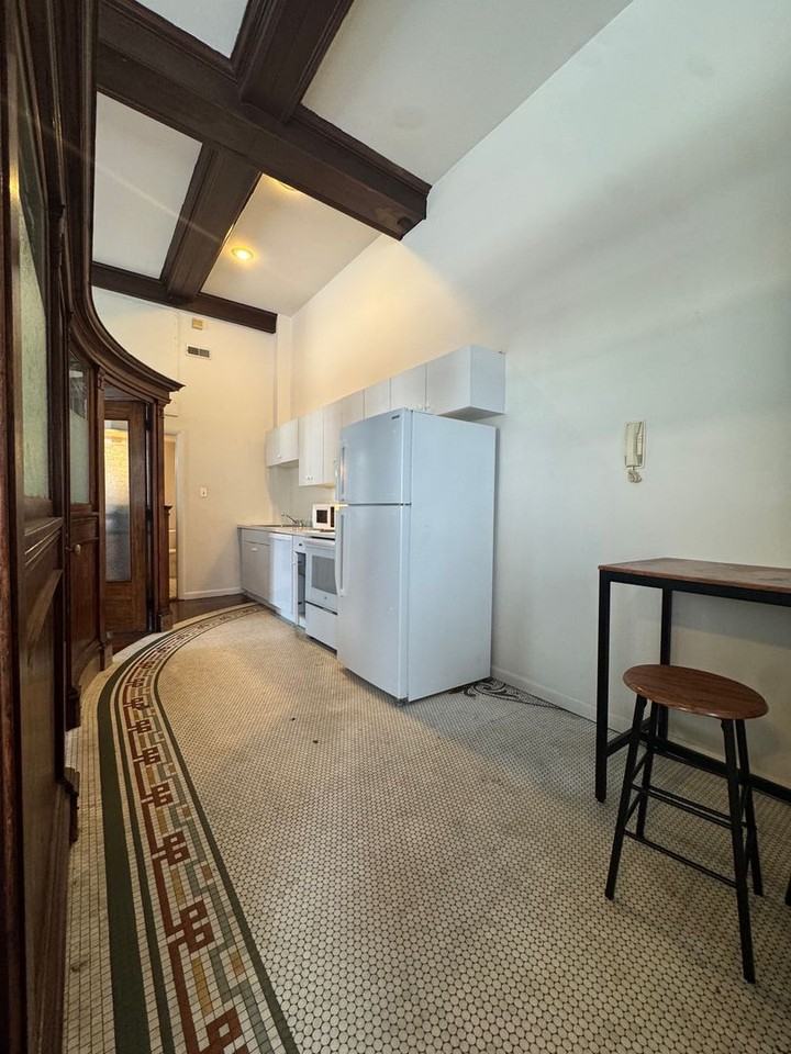 Cigar Factory Apartments - Photo 7 of 16