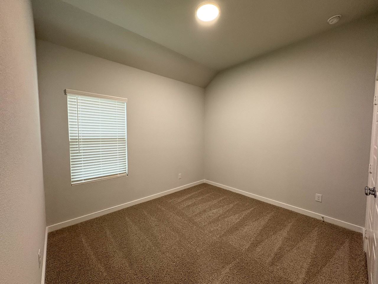 120 Greenbriar Dr #1 - Photo 7 of 16