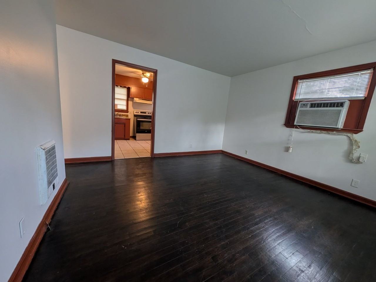 1713 Niblick Ave Nw - Photo 5 of 11