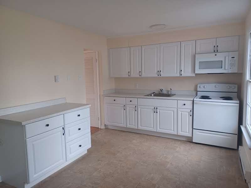 204 E Whitlock Ave #1 - Photo 4 of 18