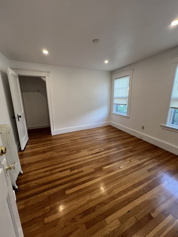 86 Boylston Street - Photo 6 of 7