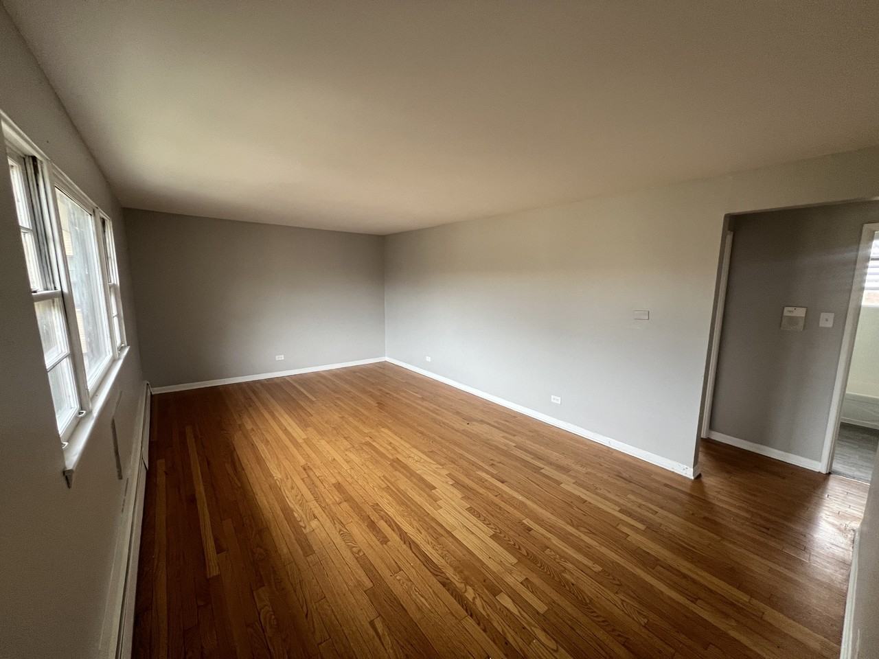 7822 S South Shore Dr Apt 3b #7822-3B - Photo 3 of 19