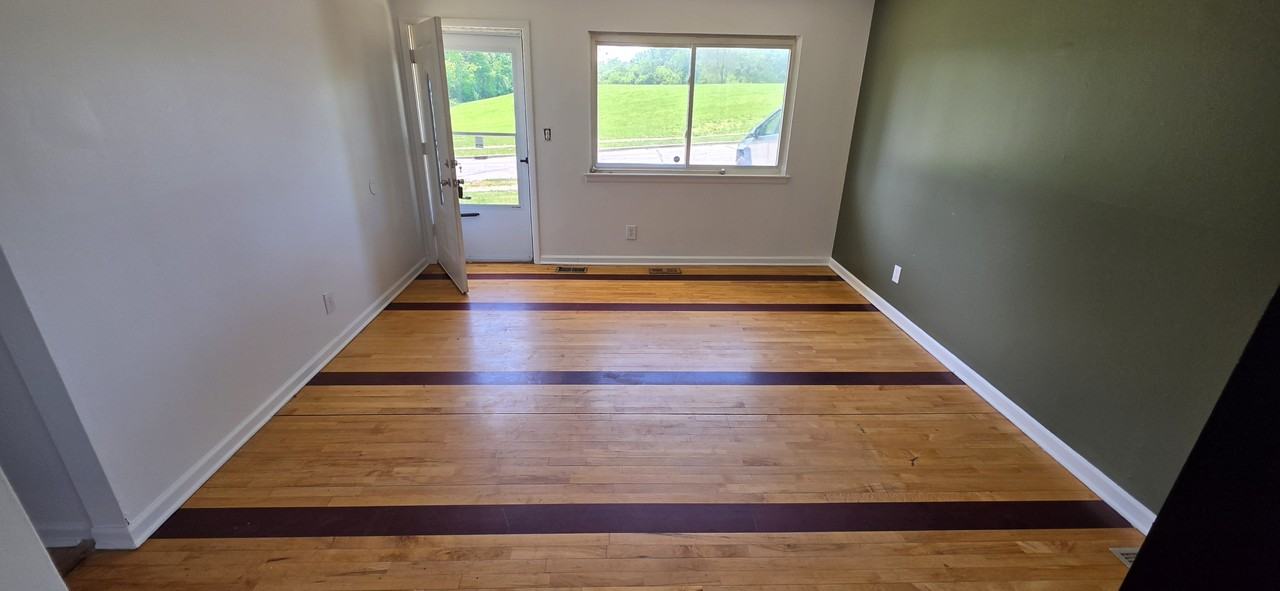 188 Vernon Dr #1 - Photo 3 of 11