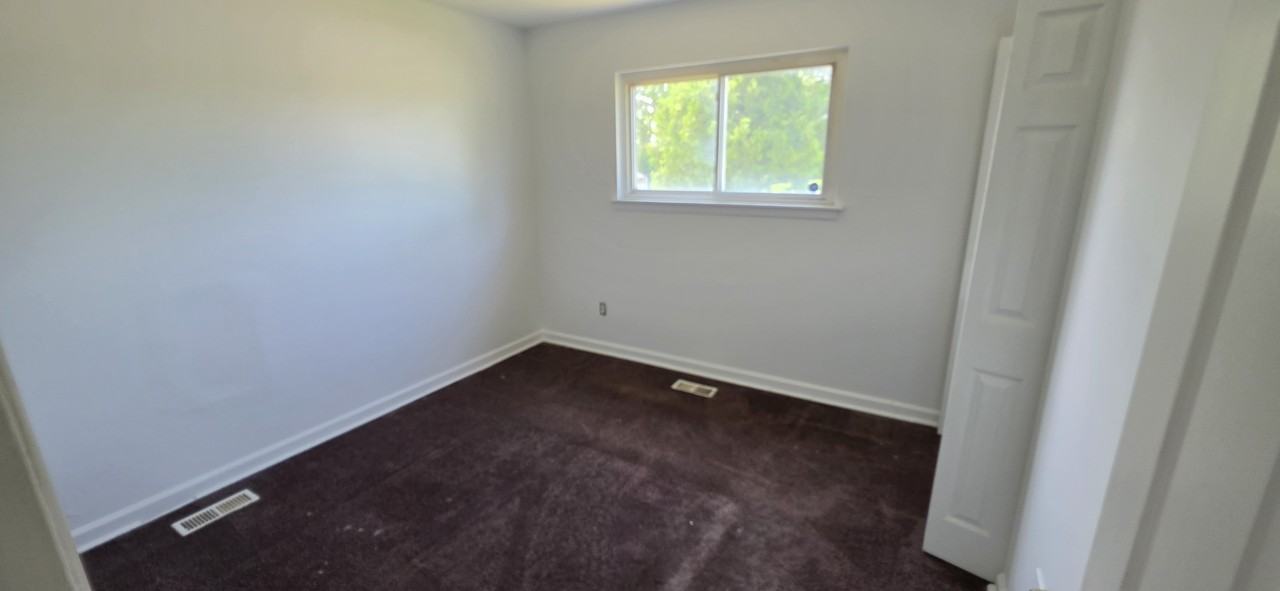 188 Vernon Dr #1 - Photo 7 of 11