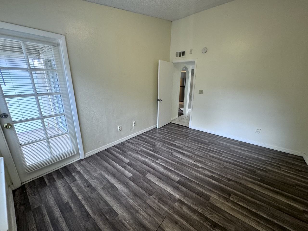 1948 Lake Atriums Cir #121 - Photo 6 of 18