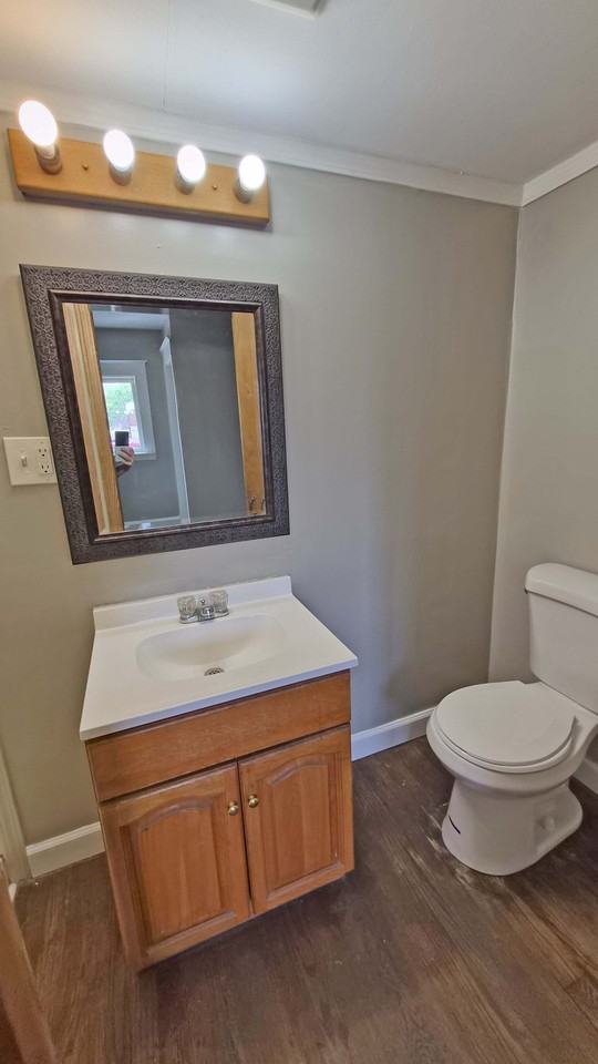 2311 Oakwood Ave #2311 - Photo 3 of 10