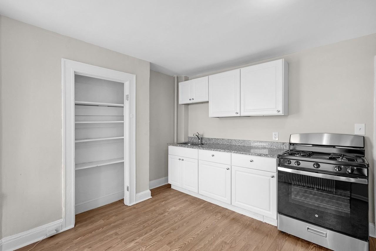 3410 Belair Rd - Photo 4 of 14