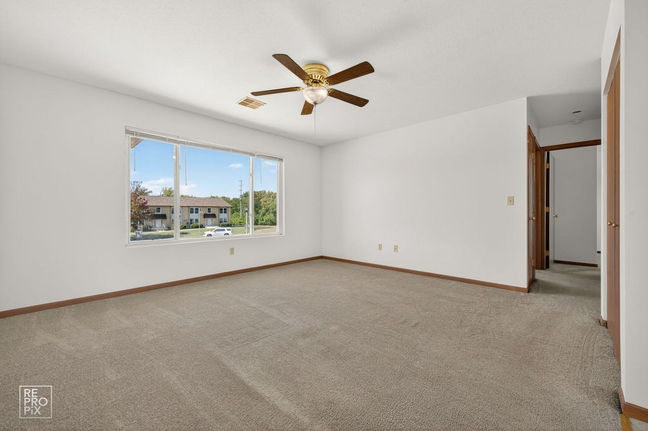 2401 Ashland Cir #1 - Photo 2 of 12