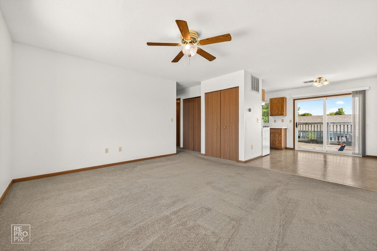 2401 Ashland Cir #1 - Photo 7 of 12