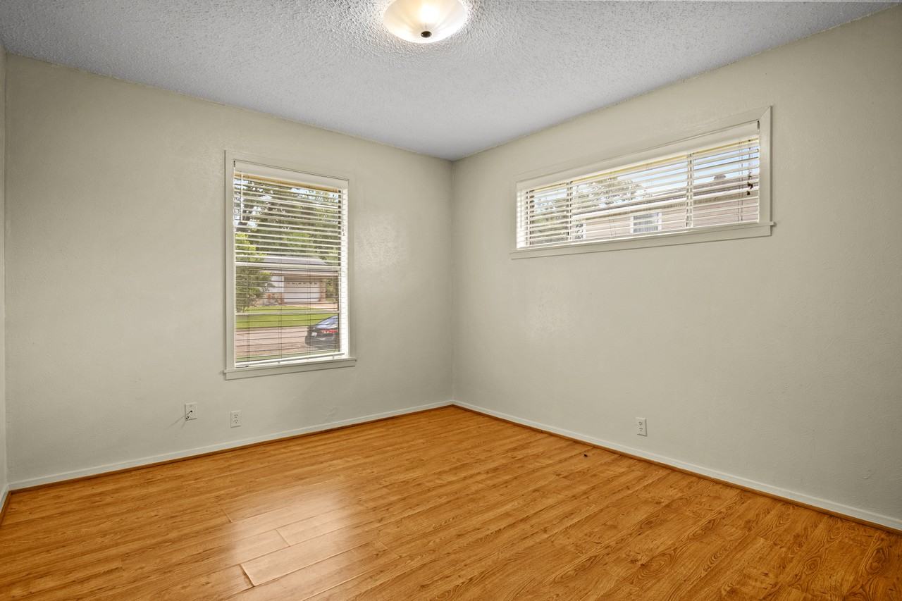 905 N Johnson Ave #1 - Photo 7 of 10