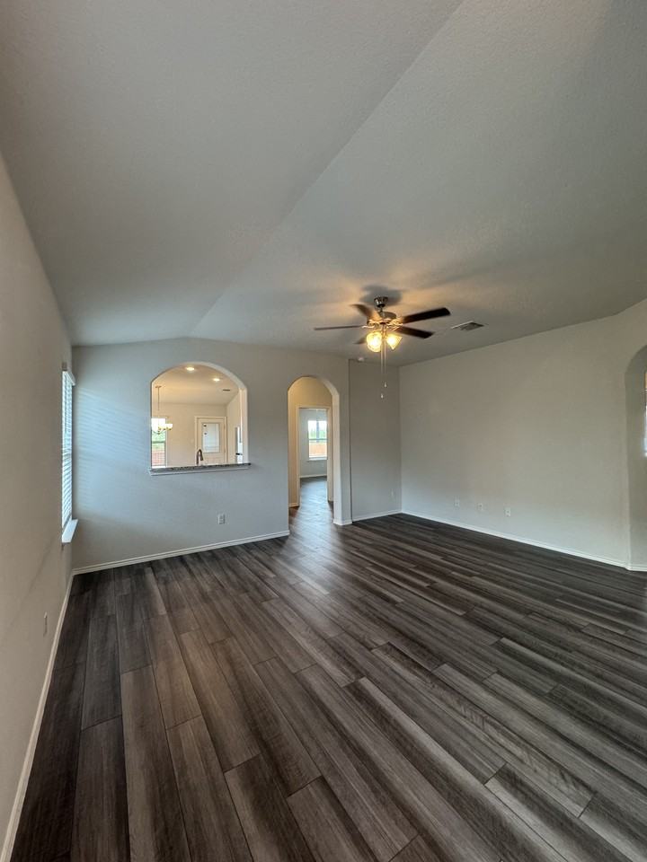 806 Stone Valley Rd #1 - Photo 5 of 27