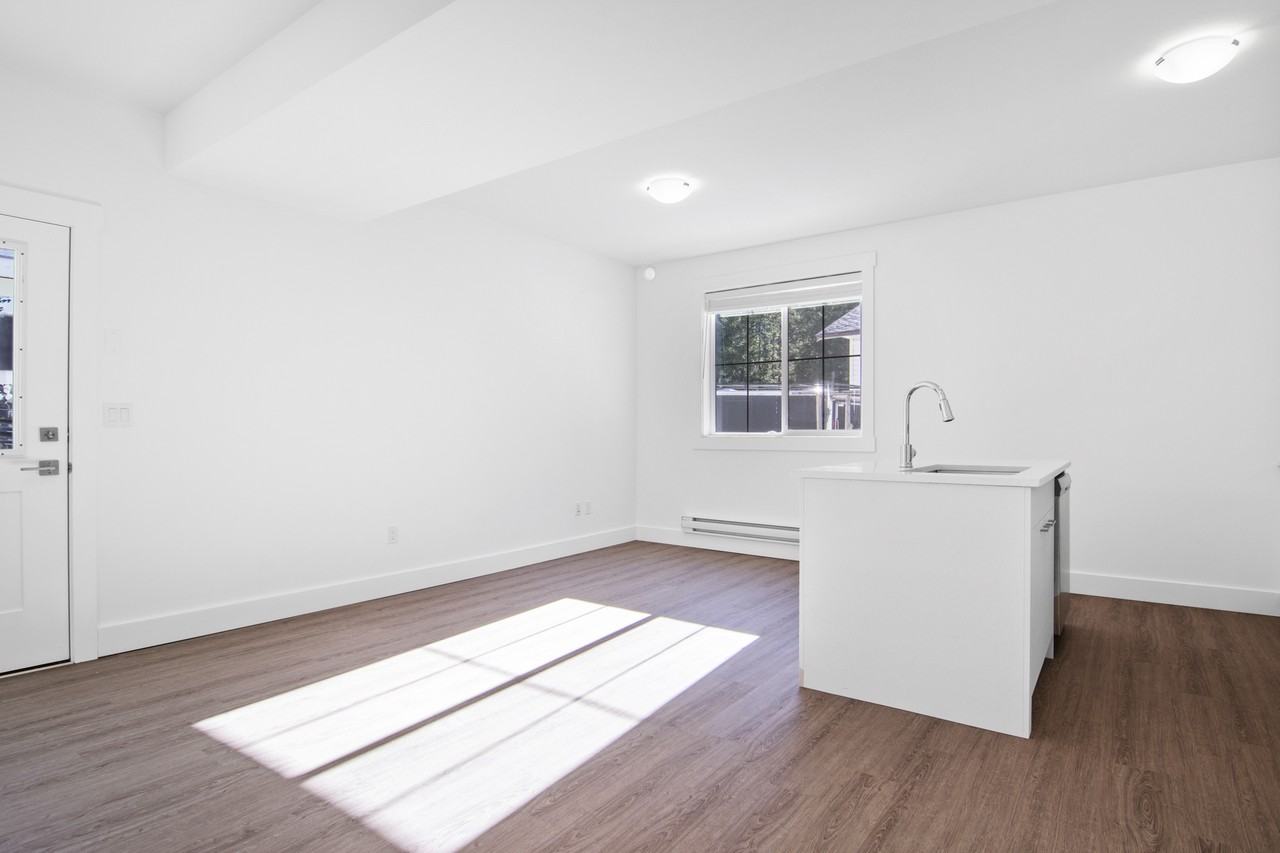 63886 Beech Ave #B - Photo 6 of 12