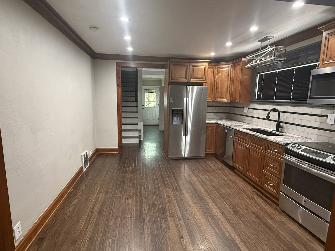 3816 Flora Ave #1 - Photo 6 of 24