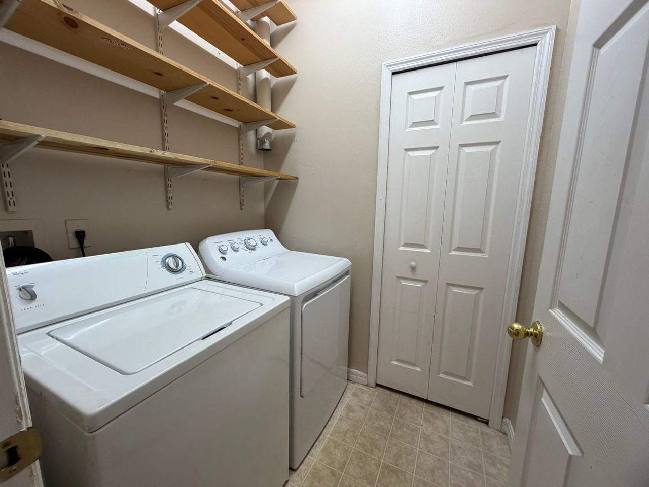 9434 Silver Buttonwood St - Photo 5 of 22