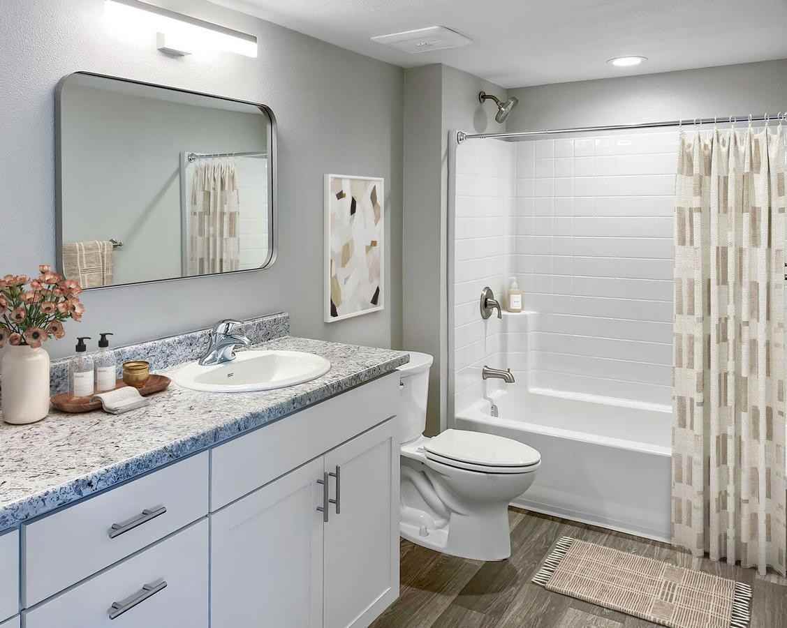3200 Lakeside Dr - Photo 6 of 50