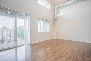 3200 Lakeside Dr - Photo 1 of 1