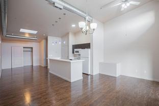 3200 Lakeside Dr - Photo 1 of 1