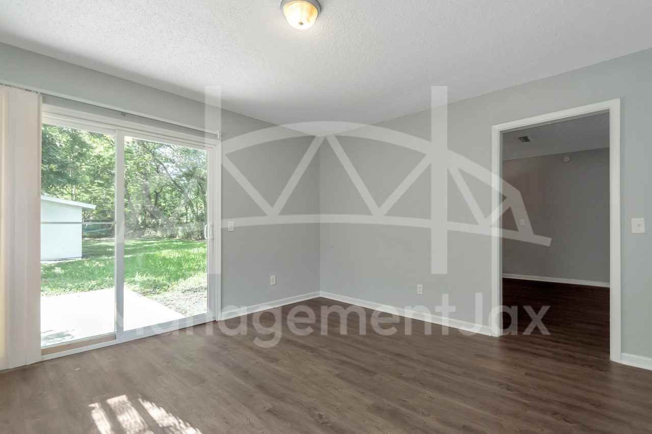 3362 Lowell Ave #1 - Photo 6 of 13