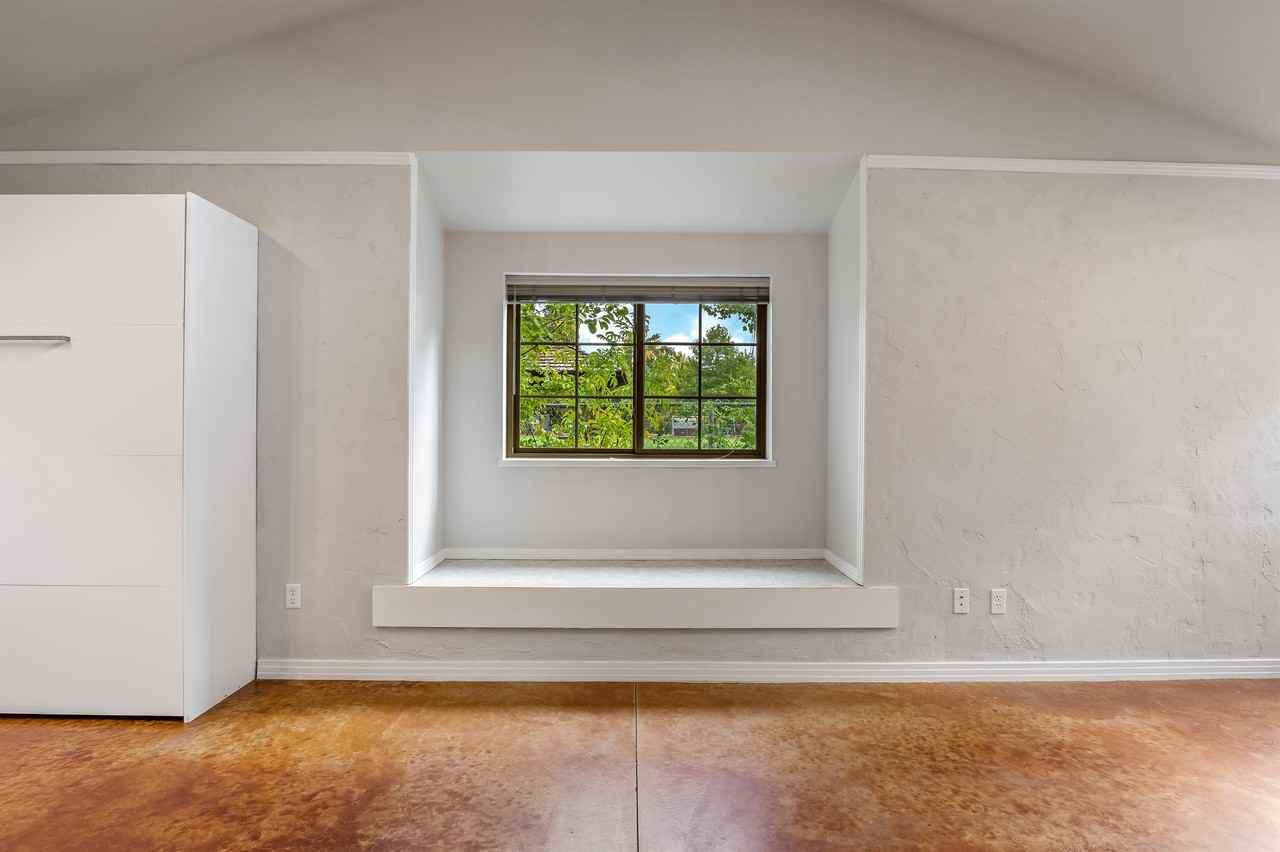 901 Spruce St #M - Photo 5 of 27