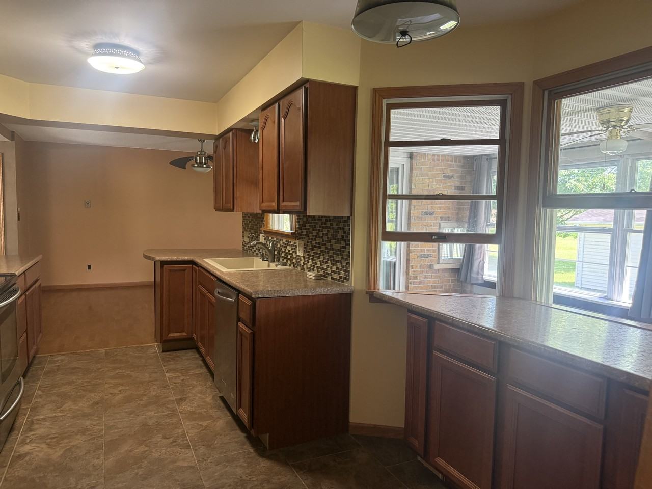 16907 Indianapolis Rd #1 - Photo 6 of 14