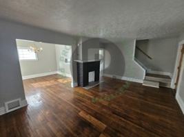 featured image of 4916 E 85th St #1