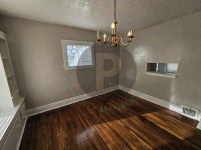 4916 E 85th St #1 - Photo 4 of 17