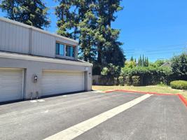 featured image of 1001 Villa Maria Ct