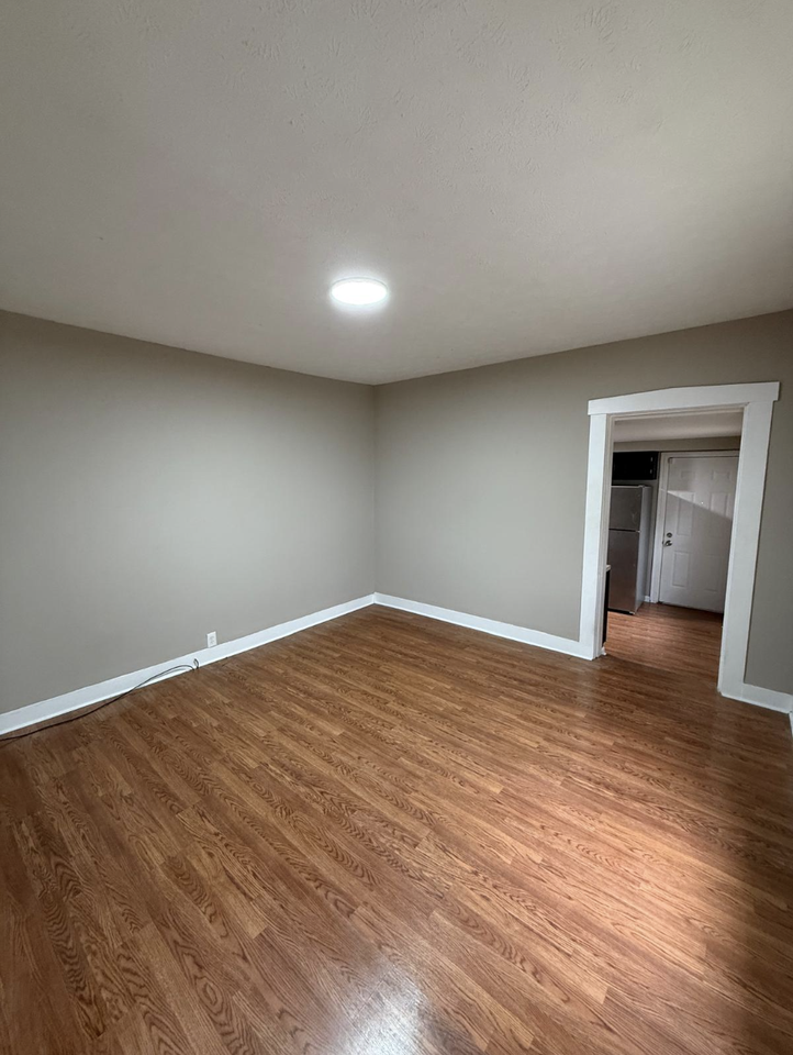 113 Park Dr #1 - Photo 6 of 14