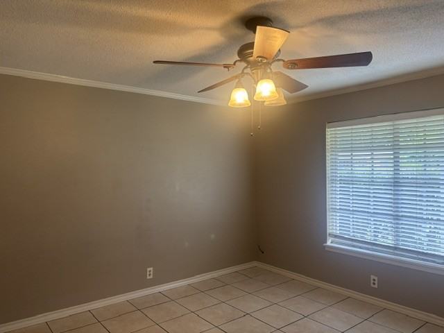 711 Hillview St #1 - Photo 6 of 13