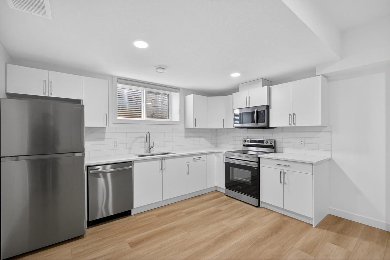 30 Renwyck Pl Bsmt #BS - Photo 2 of 12