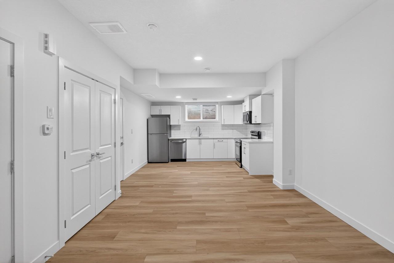 30 Renwyck Pl Bsmt #BS - Photo 4 of 12