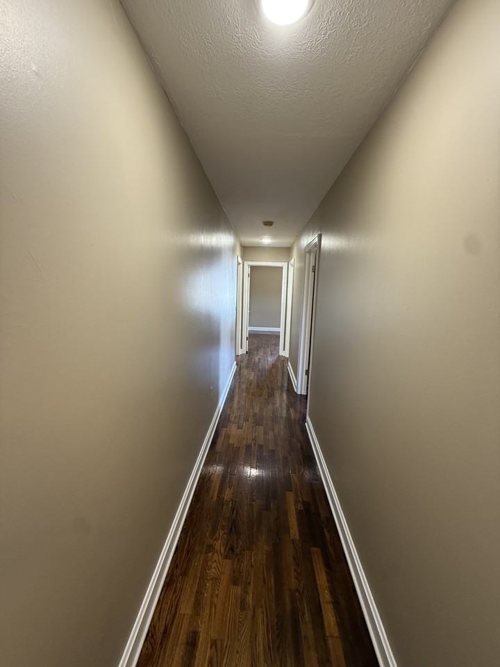 417 N College St #417 - Photo 4 of 24