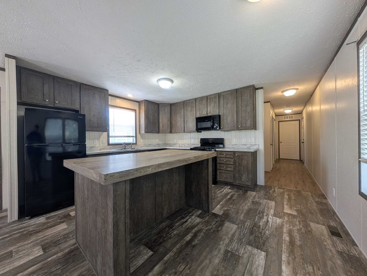 38055 Leverette Ave #491 - Photo 3 of 25