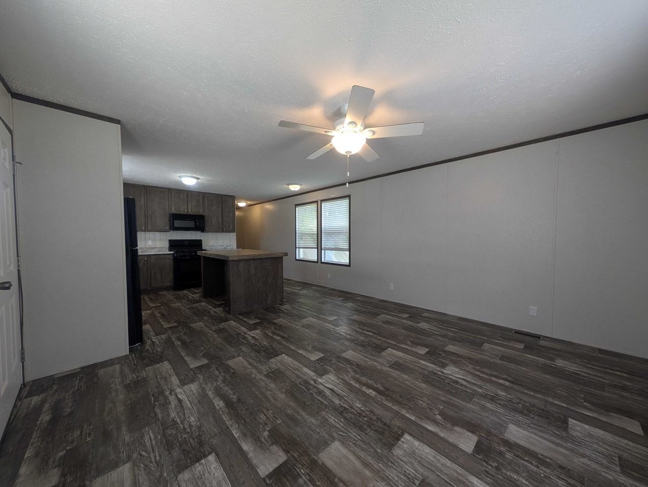38055 Leverette Ave #491 - Photo 6 of 25