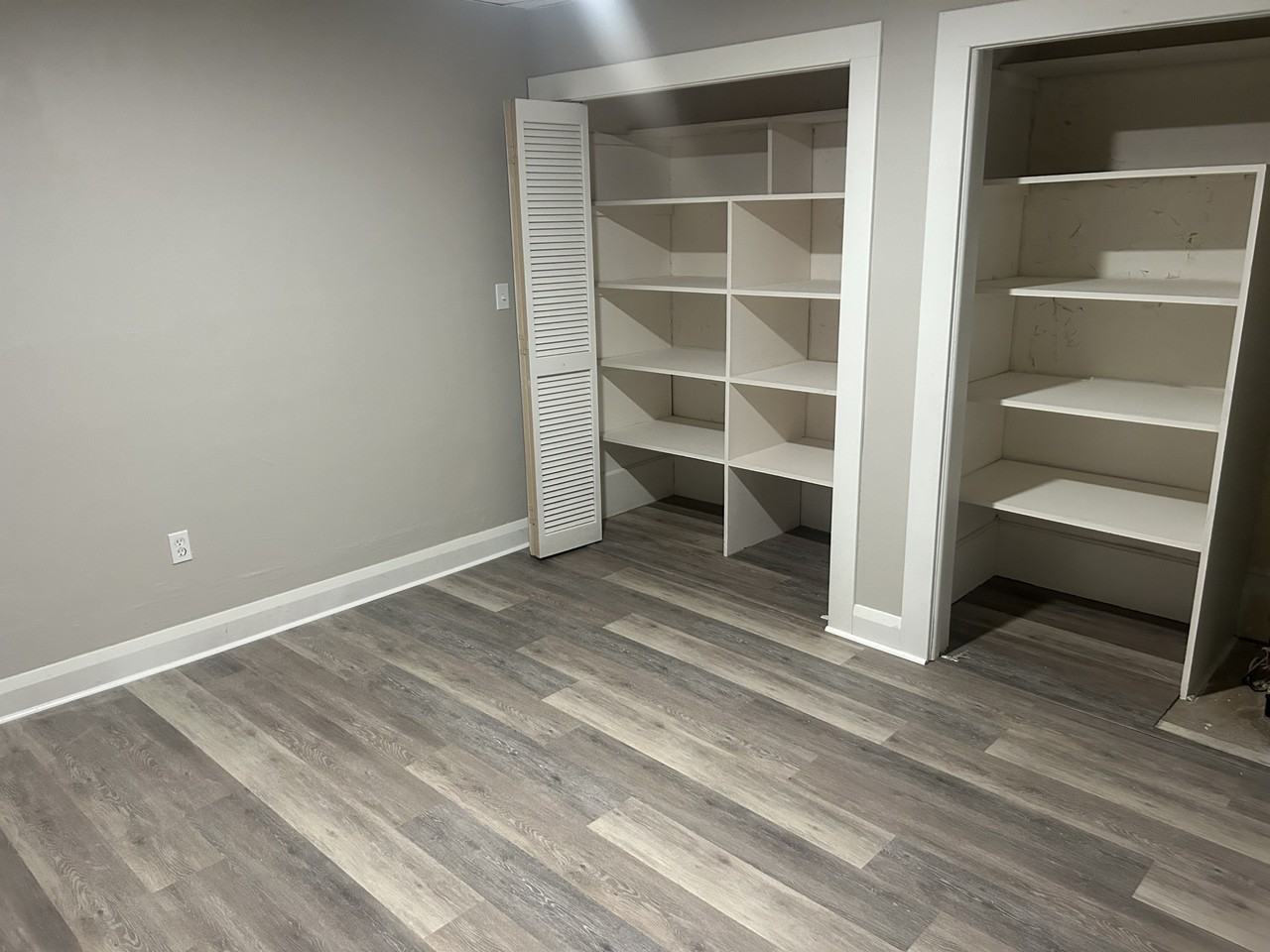 214 W Water St #1 - Photo 4 of 4