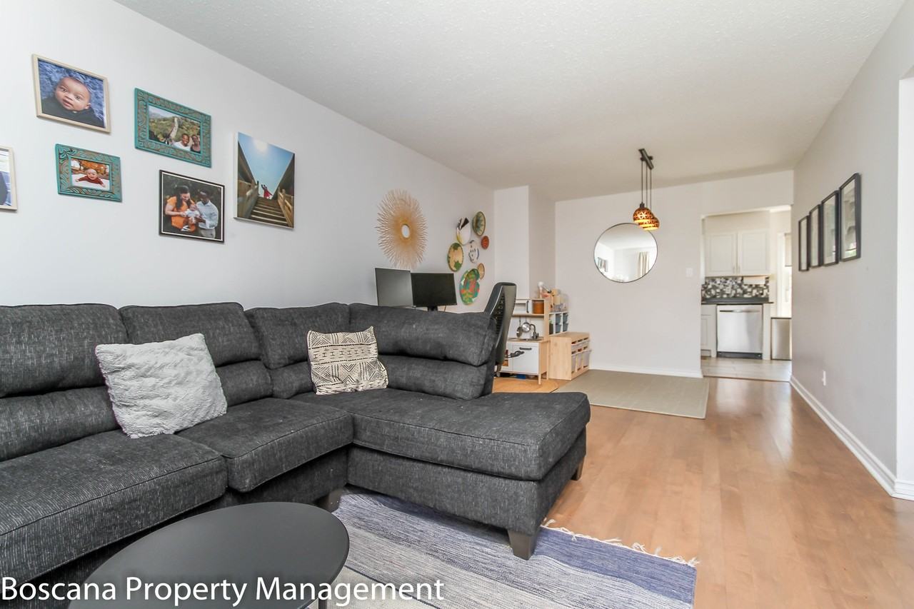72 Burlington Cres #1 - Photo 6 of 28