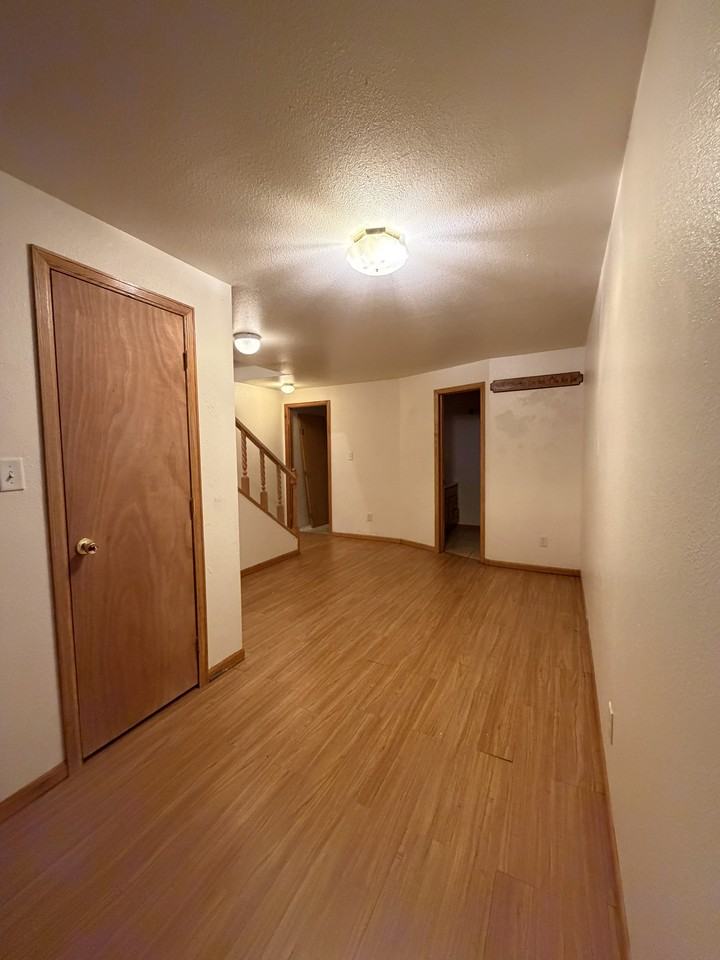 1421 Thaxton Ct #1 - Photo 7 of 10